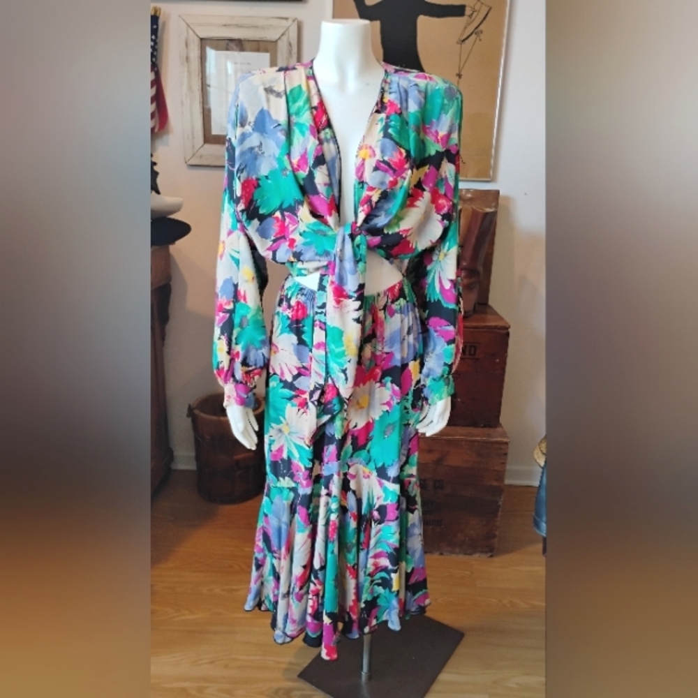 Vintage '80s TIKI 2 pc Floral Wrap Top Ruffle Hem Midi Rayon Skirt Set, Size 14